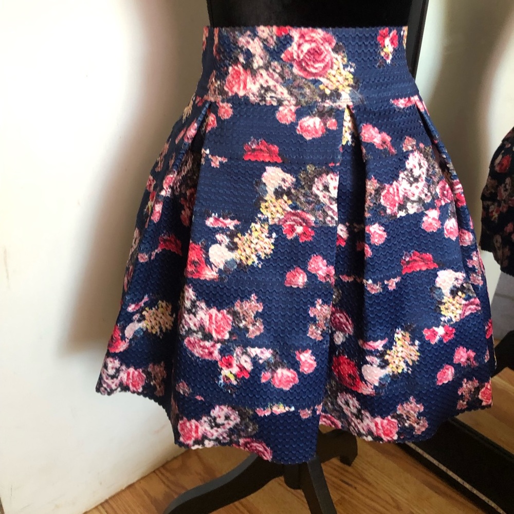 Super skater skirt